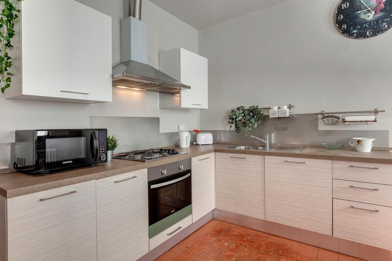 Zita Apartment By Mamo Florenz Exterior foto